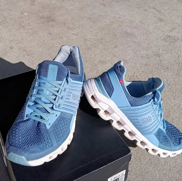 On Running Cloudswift  Running Shoes Lake- Sky Blue -White 9W (7.5M)