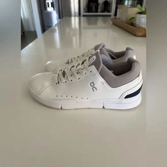 On Running The Roger Advantage Trainers Sneaker Shoes Womens Size 10 White Lilac