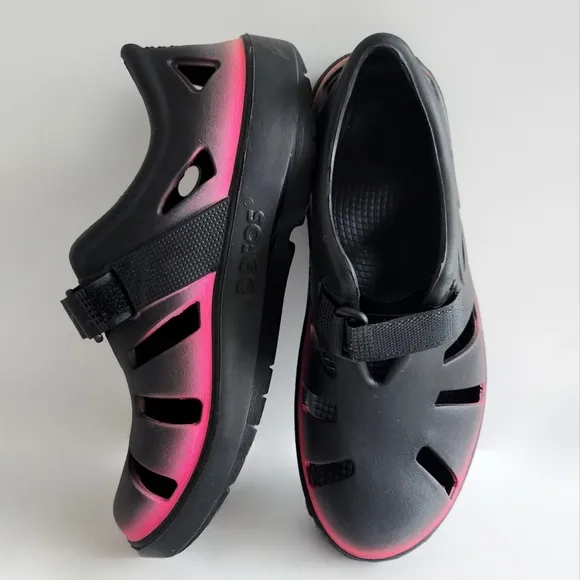 OOFOS Oocandoo Waterproof Open Shoes, Black &amp; Pink, Unisex W8/M6