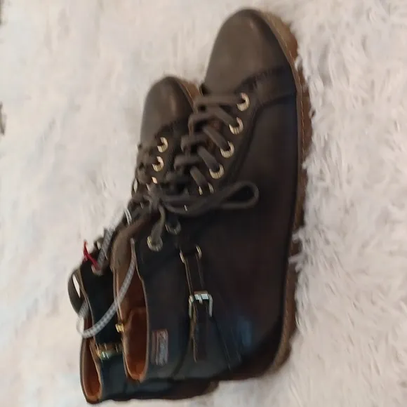 Pikolinos Womens LAGOS high-top sneaker 42 EU / 11 US in Olive Green &amp; Brown