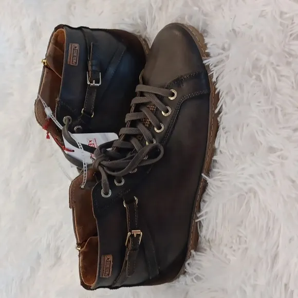 Pikolinos Womens LAGOS high-top sneaker 42 EU / 11 US in Olive Green &amp; Brown