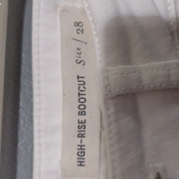 PILCRO and the letterpress high rise boot cut jeans with buttons size 28