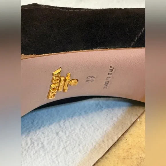 Prada Women's Brown Suede Shoes; Calzature Donna 39