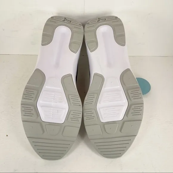 Puma Adela Trailblazer Athletic Sneaker Size 8.5 Women