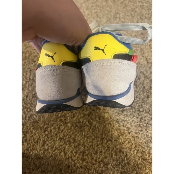 Puma Kids Sneakers size 2.5 C