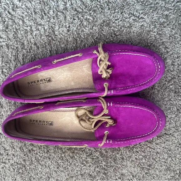 Purple Sperry top spider shoes