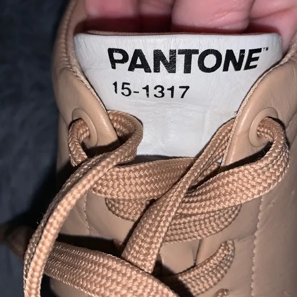 RARE Arezzo x Pantone Collab Ltd 15-1317 Biscuit Sneakers Women's Size 8.5