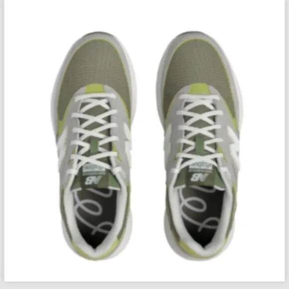 RARE Authenticated Malbon x New Balance Heritage Spiked Golf Shoes, 12 M, Iguana