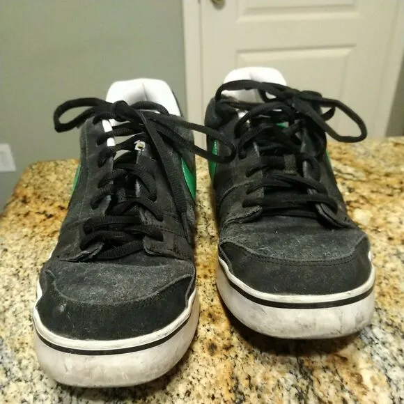 Rare Nike Ruckus Low Skateboarding Shoes 395770-022 Black Green White Mens US 12