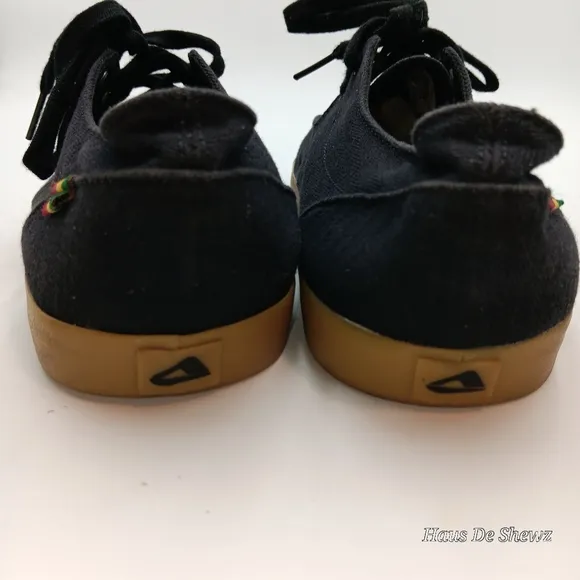 Reef Men's 11Sneakers
