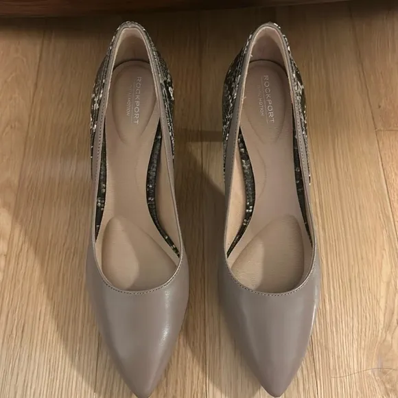 Rockport Total Motion 75MM Pieced Heel Taupe Snakeskin NEW