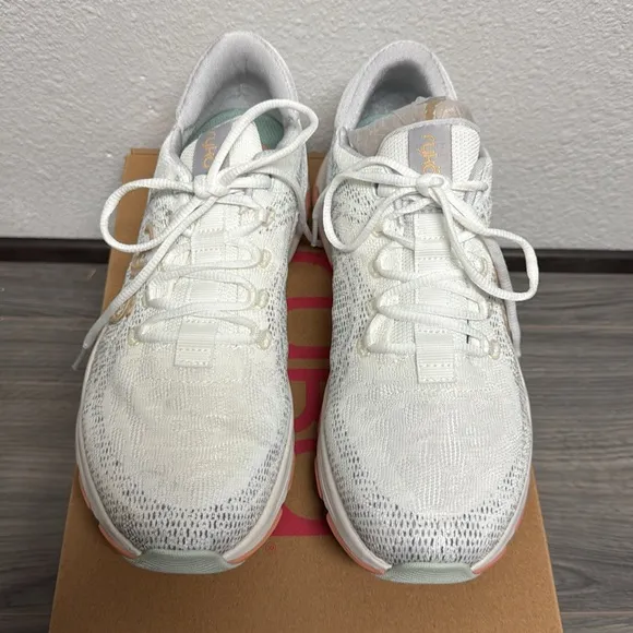 Ryka Devotion X Walking Sneaker In Feminine White