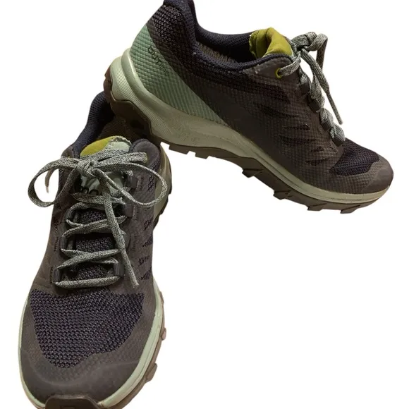 Salomon Blue and Green GTX athletic Shoes for Trail Running or hiking size 6