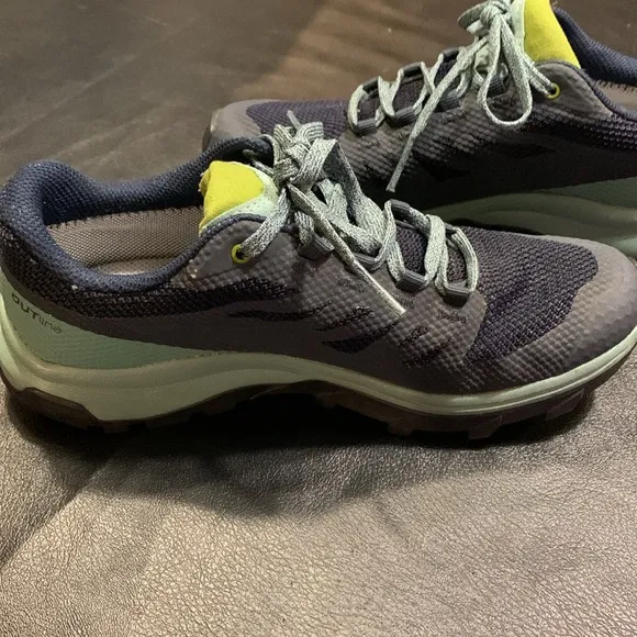 Salomon Blue and Green GTX athletic Shoes for Trail Running or hiking size 6