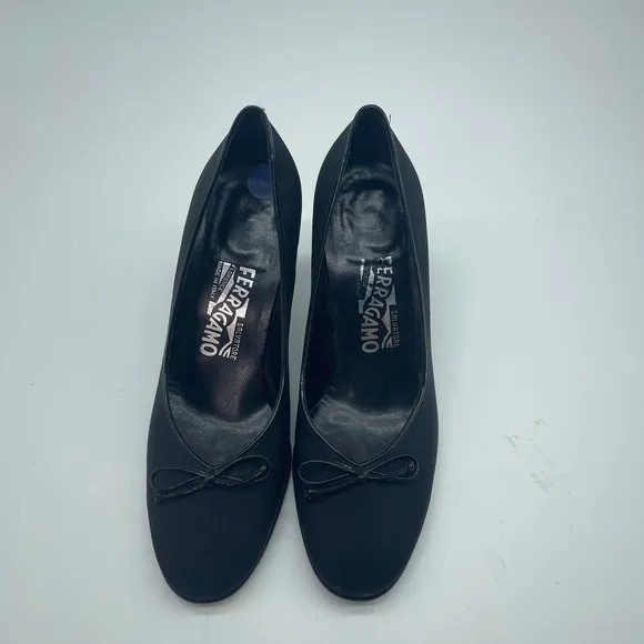 Salvatore Ferragamo Pumps Bow Detail Black Heels Classic Shoes 5.5 B