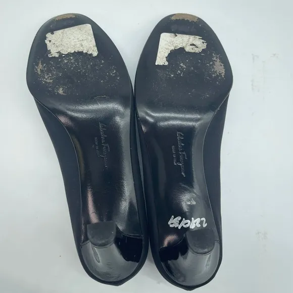 Salvatore Ferragamo Pumps Bow Detail Black Heels Classic Shoes 5.5 B