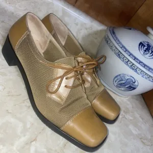 Salvatore Ferragamo Skipper Lace Up Shoe sz 8.5