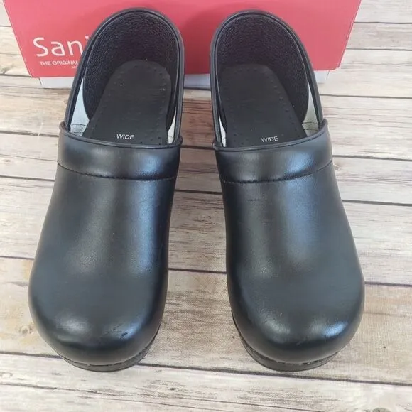 Sanita professional PU Clogs Black