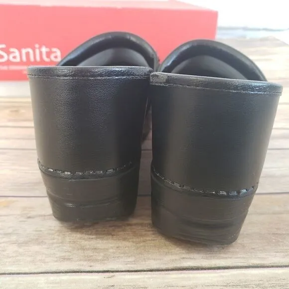 Sanita professional PU Clogs Black