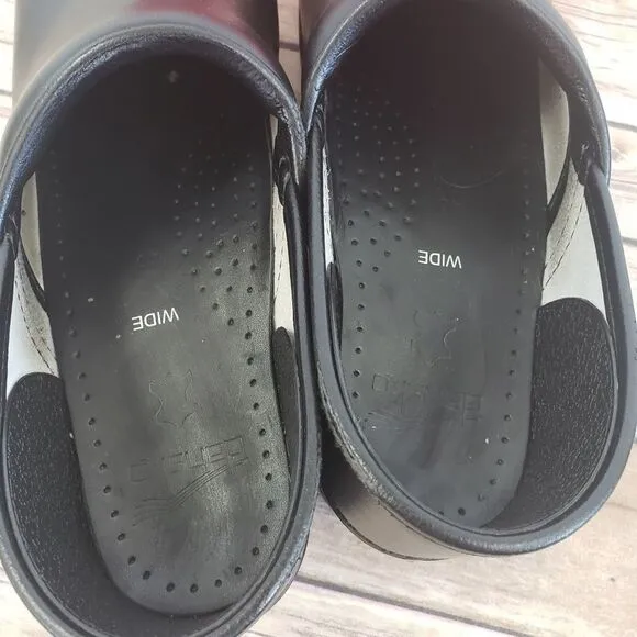 Sanita professional PU Clogs Black