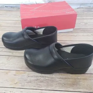 Sanita professional PU Clogs Black