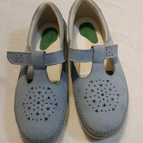 SAS Willow  shoes size 8M