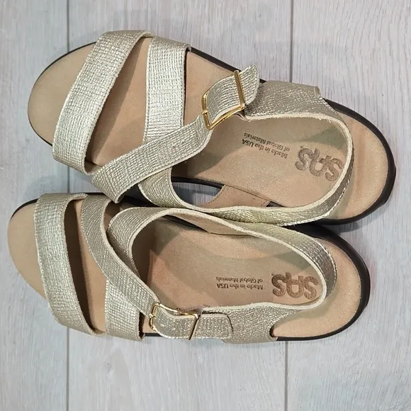 SAS Women Leather Comfort Sandals shoes sz 9.5W