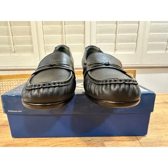 SAS Women's Easier Slip On Loafer Black Leather Size 10 Slim NIB Moccasin Comfy
