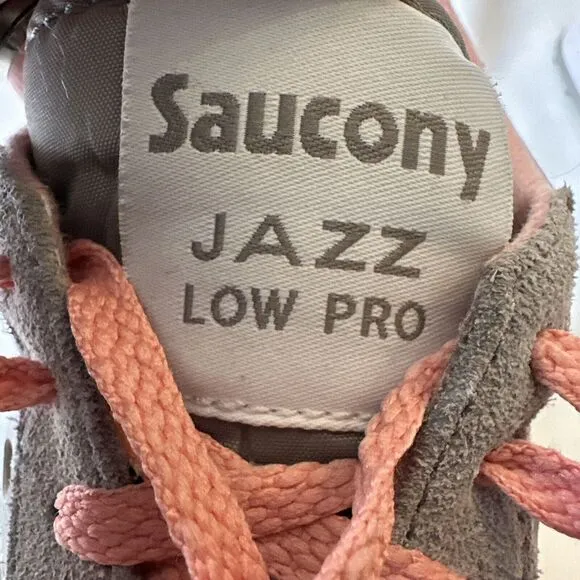 Saucony Jazz Low Pro Womens Athletic Shoes Sneakers Size 7 Gray Pink White EUC