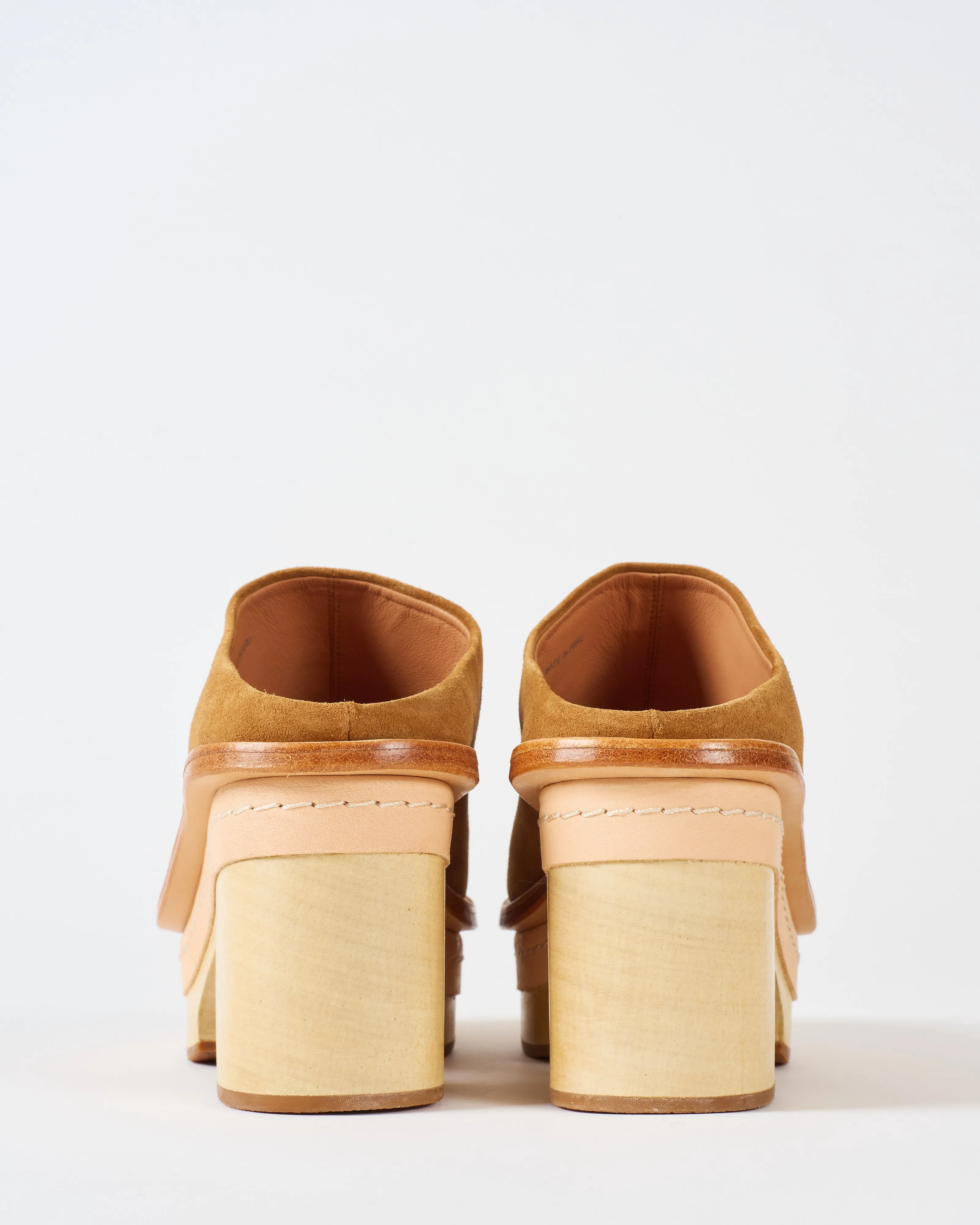 sesley clog