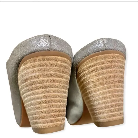 Seychelles silver sparkle pointy toe mules stacked closed comfort