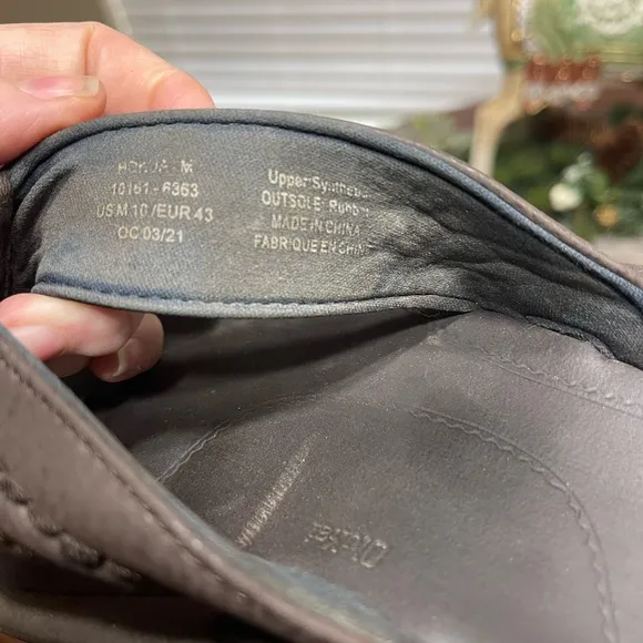 Shoes OluKai HOKUA Water Resistant Flip Flop Sandals 10161-6363 DARK WOOD 10