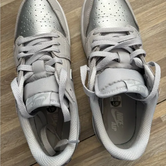 Silver Jordan 1 Low