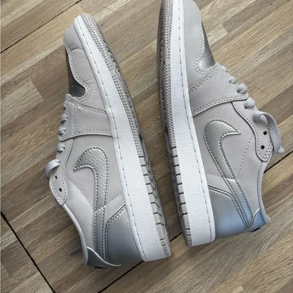 Silver Jordan 1 Low