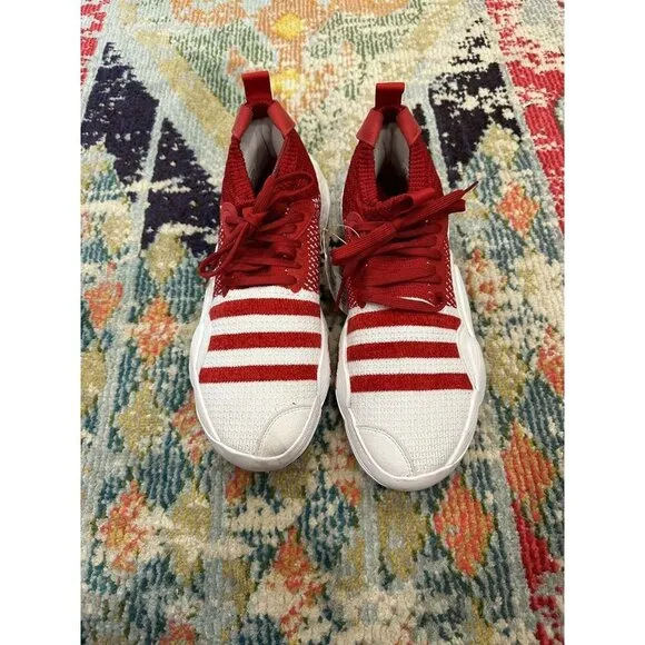 Size 10 - adidas Trae Young 2 Team‎ Power Red
