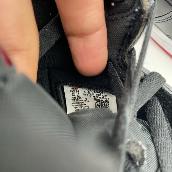 Size 10 - Jordan 1 Retro OG High Patent Bred (555088-063)