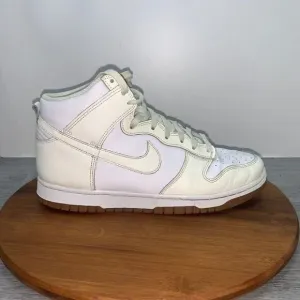 Size 10 Nike Dunk High Sail Gum White Leather Women's Shoes Sneakers DD1869-109