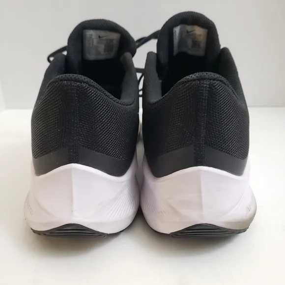Size 12 Men's Nike Zoom Winflo Black White Running Shoes Sneakers