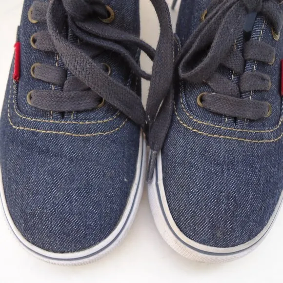 SIZE 1.5. LEVI'S denim canvas low top sneaker shoes.