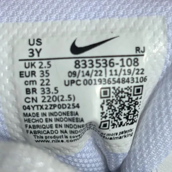 Size 3Y Kids Nike Court Royale (PSV)  White/Pink/Blue 833536-108