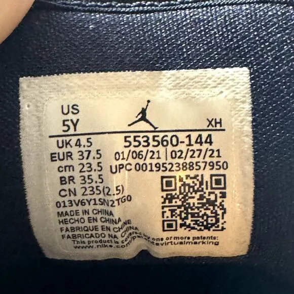 Size 5 - Nike Air Jordan 1 Low GS UNC Men's Shoes
