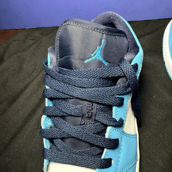 Size 5 - Nike Air Jordan 1 Low GS UNC Men's Shoes