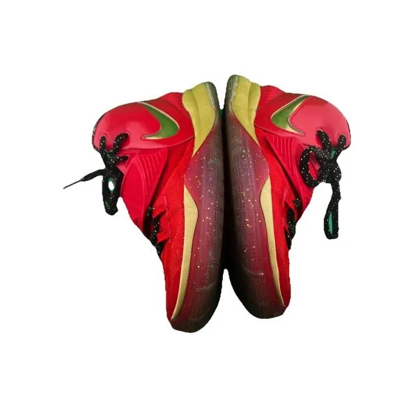 Size 6 (GS) - Nike Kyrie 6 Mid Trophies