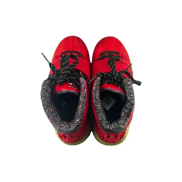 Size 6 (GS) - Nike Kyrie 6 Mid Trophies