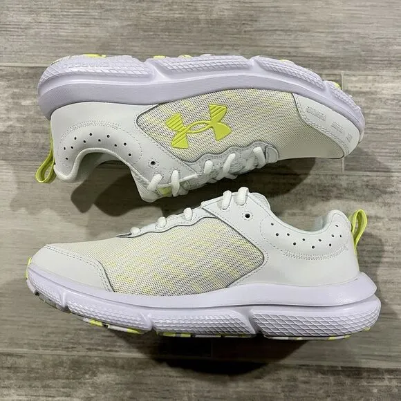 Size 8 Woman's Under‎ Armour Charged Assert 10 Running Shoes White 3026179-110