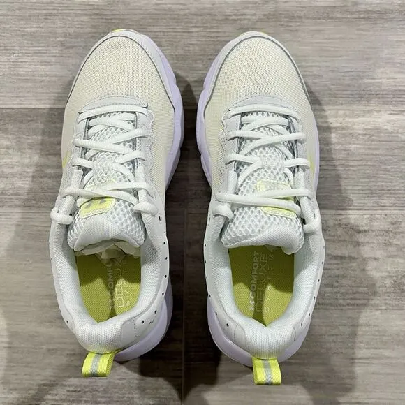 Size 8 Woman's Under‎ Armour Charged Assert 10 Running Shoes White 3026179-110