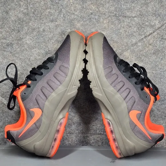 Size 8.5 - Nike‎ Air Max Invigor Men's Low Trainers Shoes Wolf Grey Orange