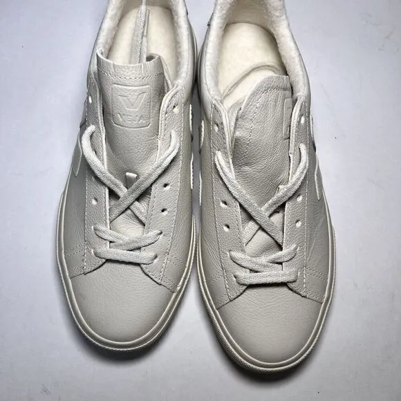 Size 9 - VEJA Campo Fured Chromefree Leather White Natural Pierre Women’s