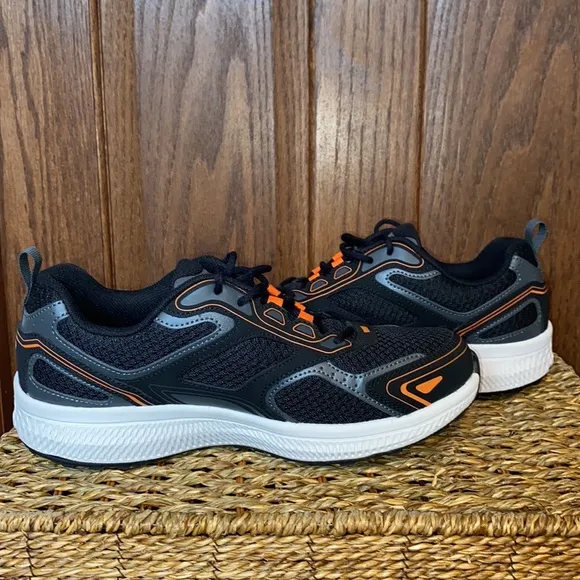 Skechers GOrun Consistent Low-Top Running Shoes Black/Orange-Mens Size 8