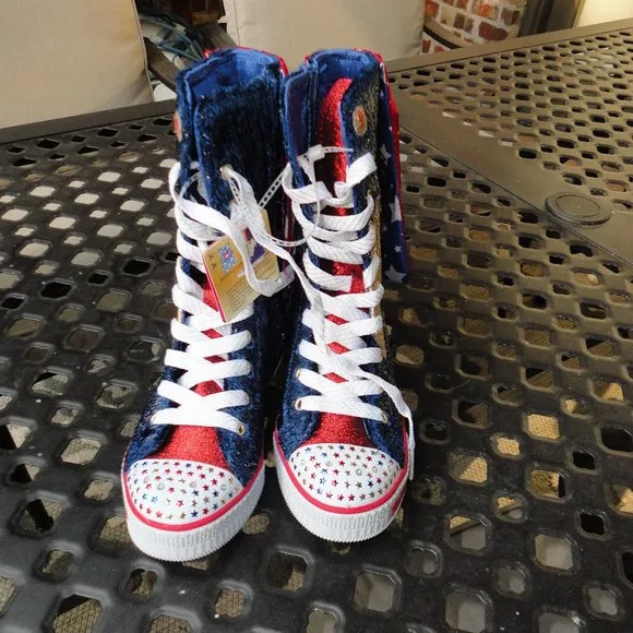 SKECHERS Twinkle Toes Light Up High Top Super Hero Shoes Size 2 NWT!!!